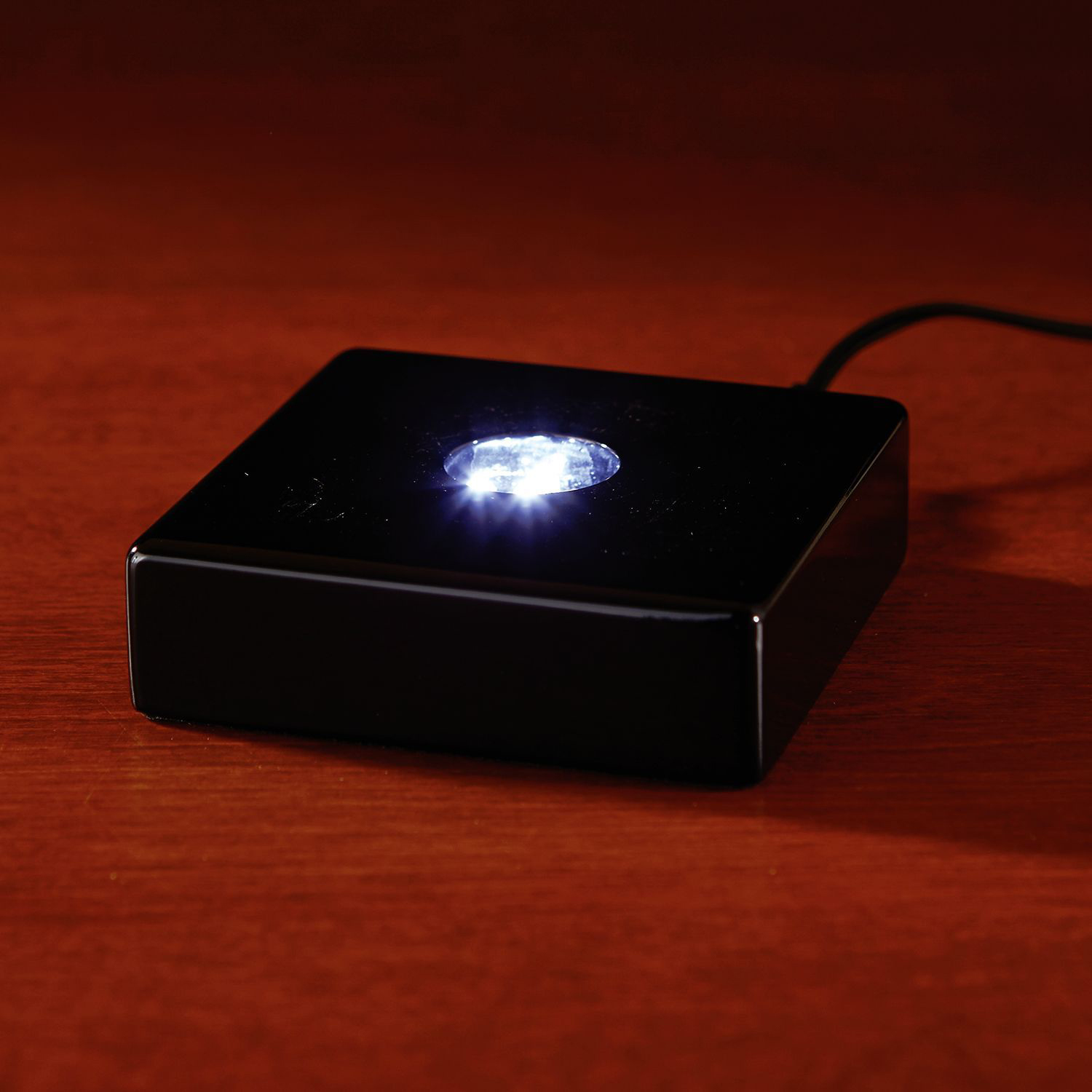 Picture of Deluxe Black Square Lighted Base