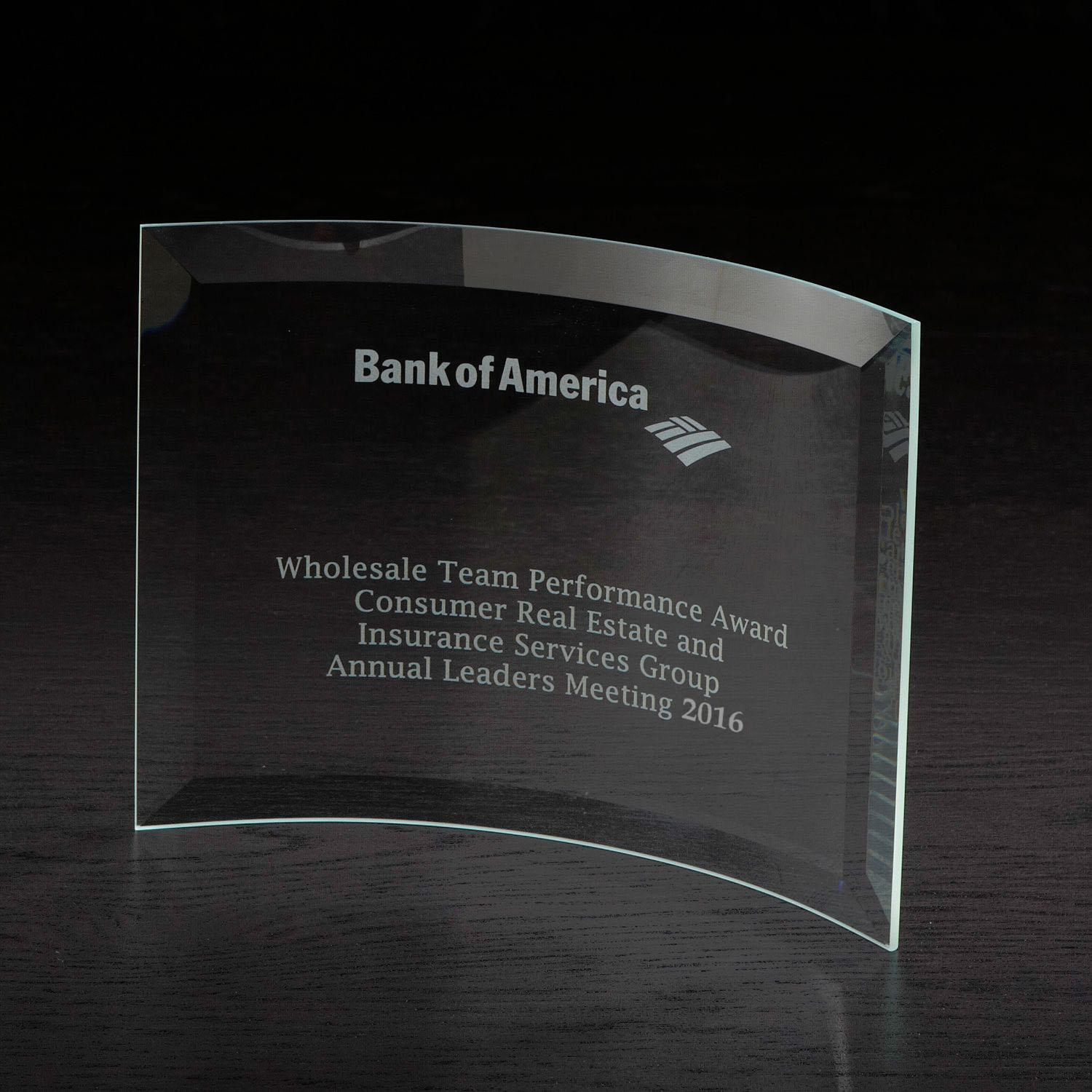 Picture of Icon Medium Glass Award
