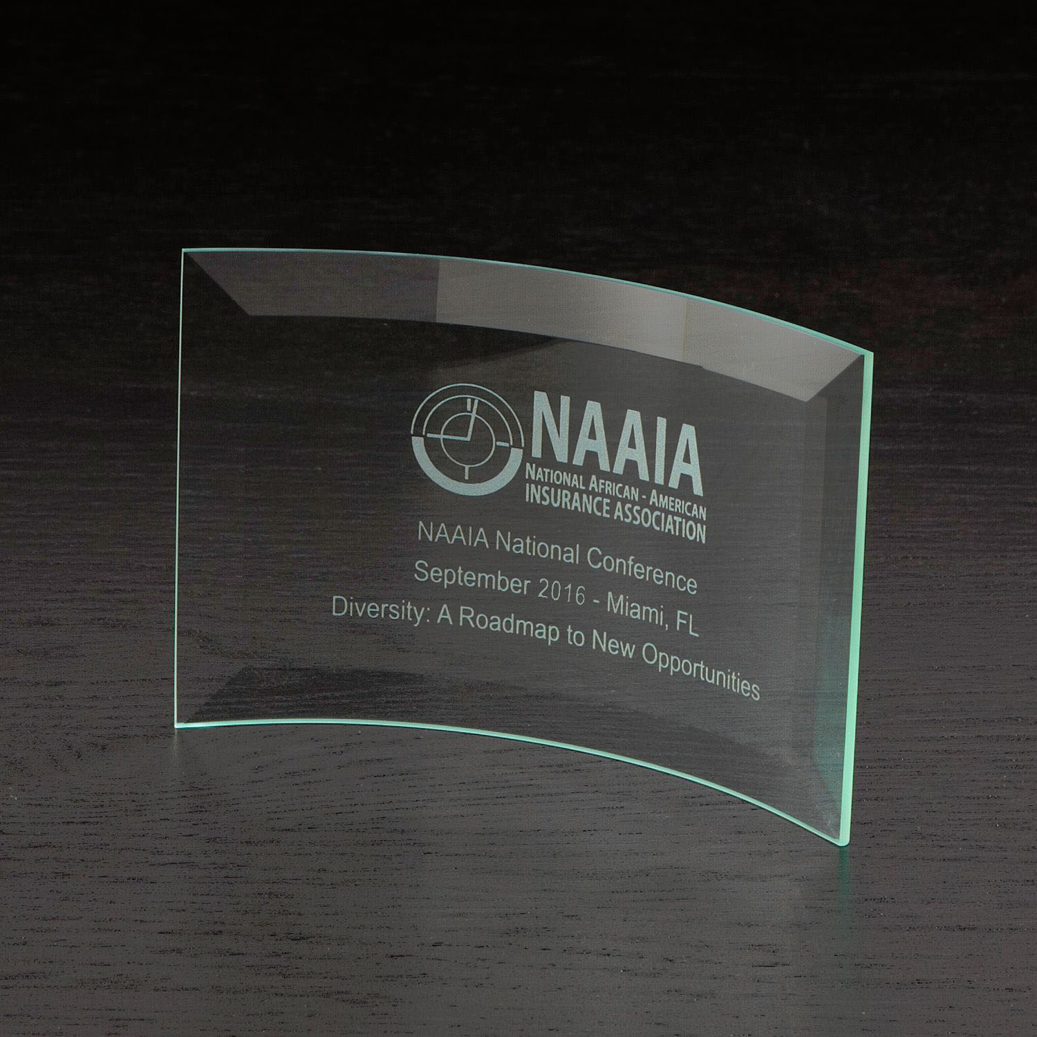 Picture of Chronicle X-Small Jade Glass Award