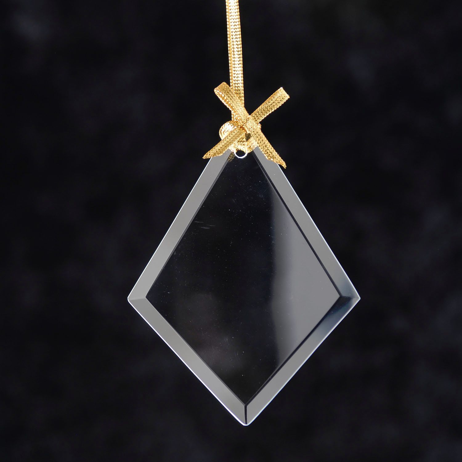 Picture of Diamond Jade Glass Ornament