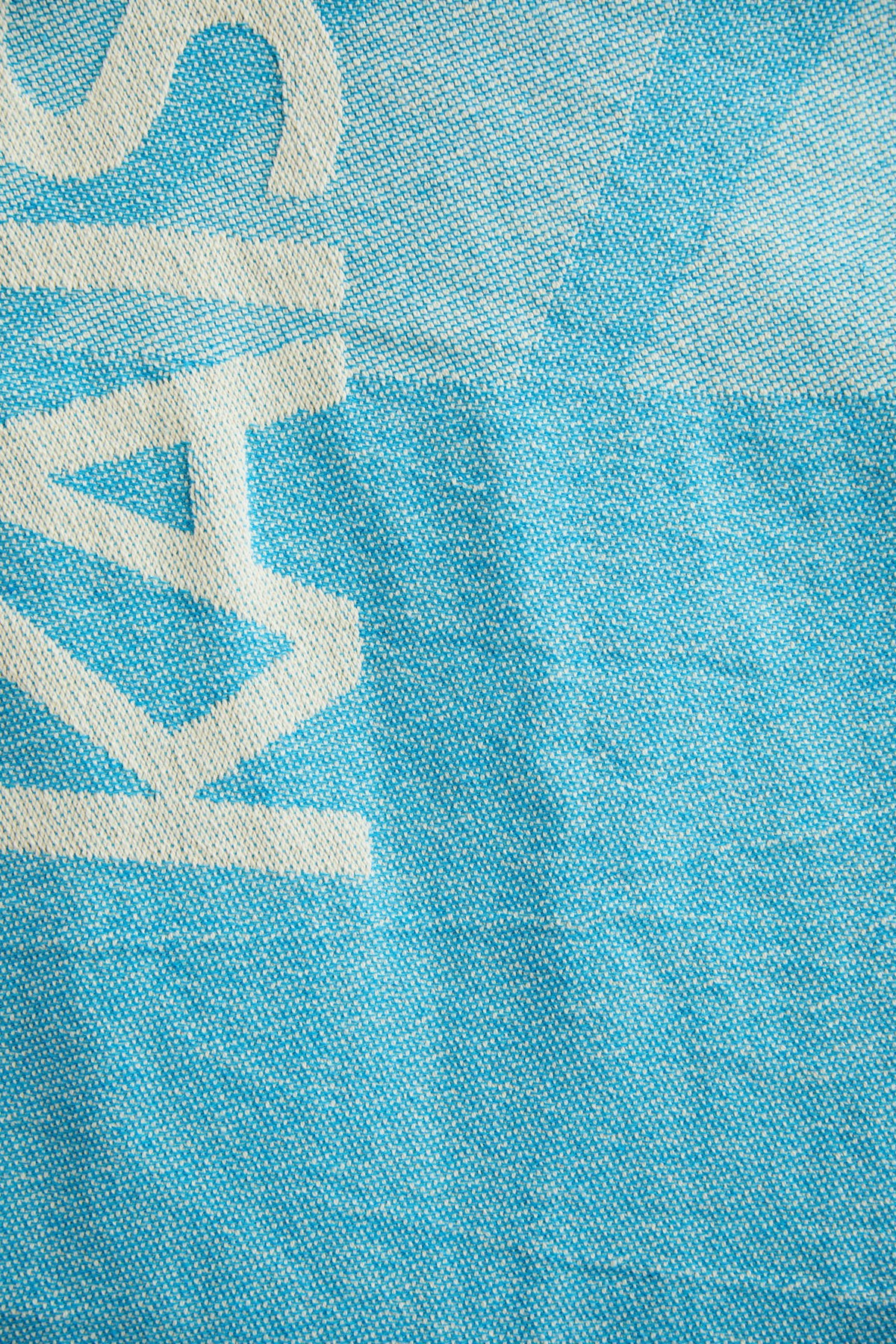 Picture of Casablanka Towel And Throw Blanket (55" x 75")